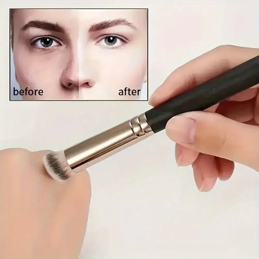 NWT Kabuki Multi-Purpose Face Makeup Brush Blending, Buffing, Flawless Finish
